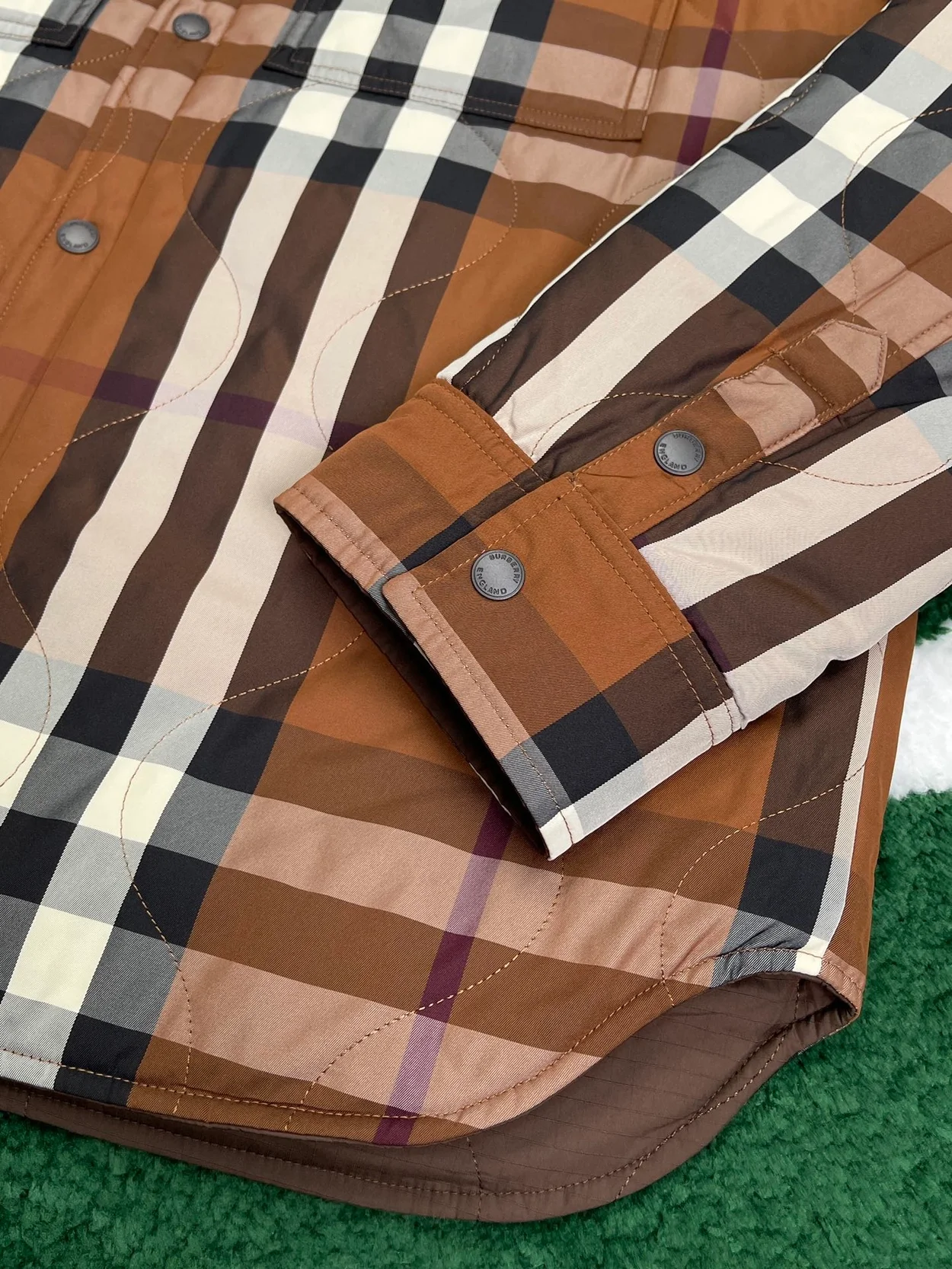 버버리 체크 퀄팅 리버시블 오버셔츠