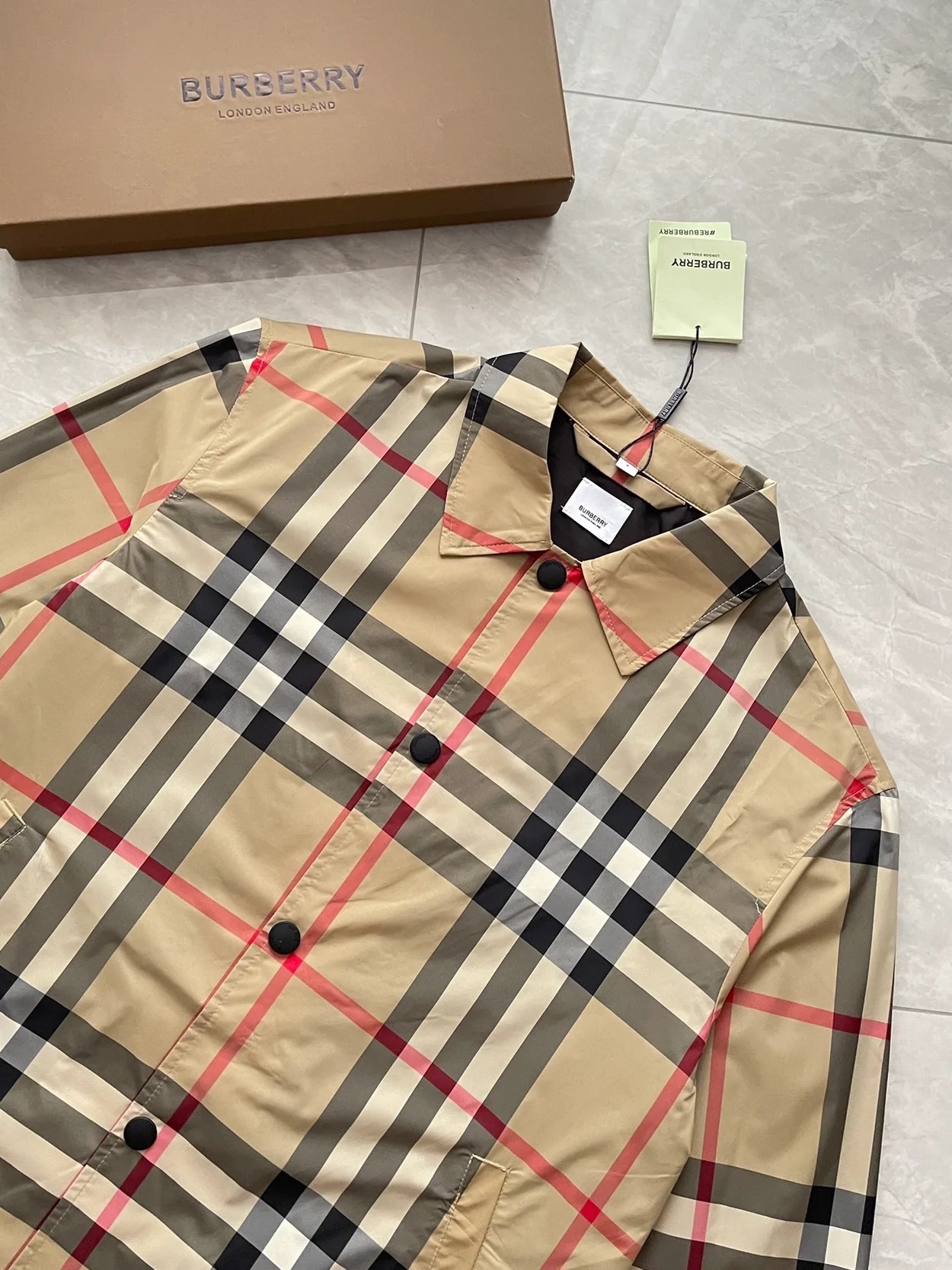 버버리 체크 나일론 코치 자켓