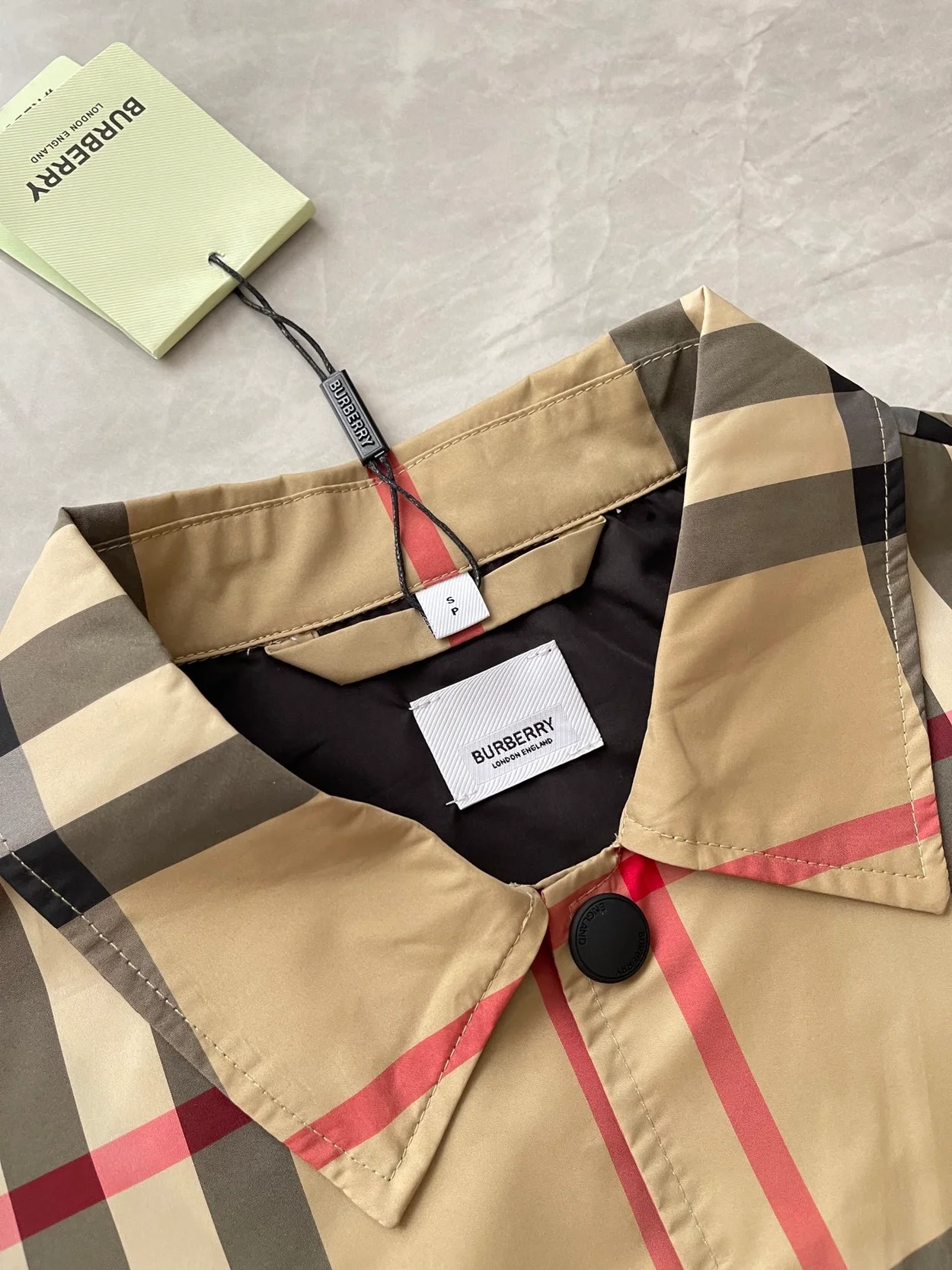 버버리 체크 나일론 코치 자켓