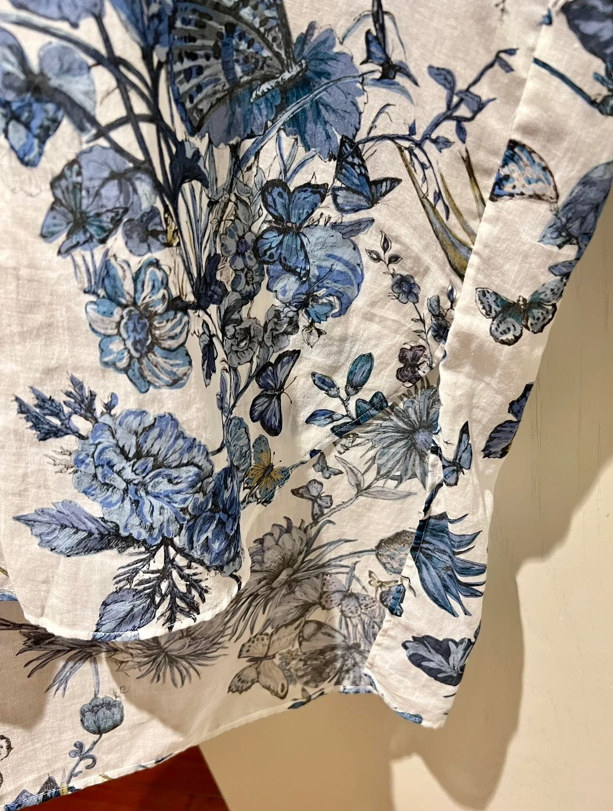 디올 토일 드 주이 플레어 블라우스