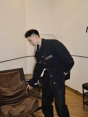 구찌 홀스빗 웹 포켓 데님 셔츠