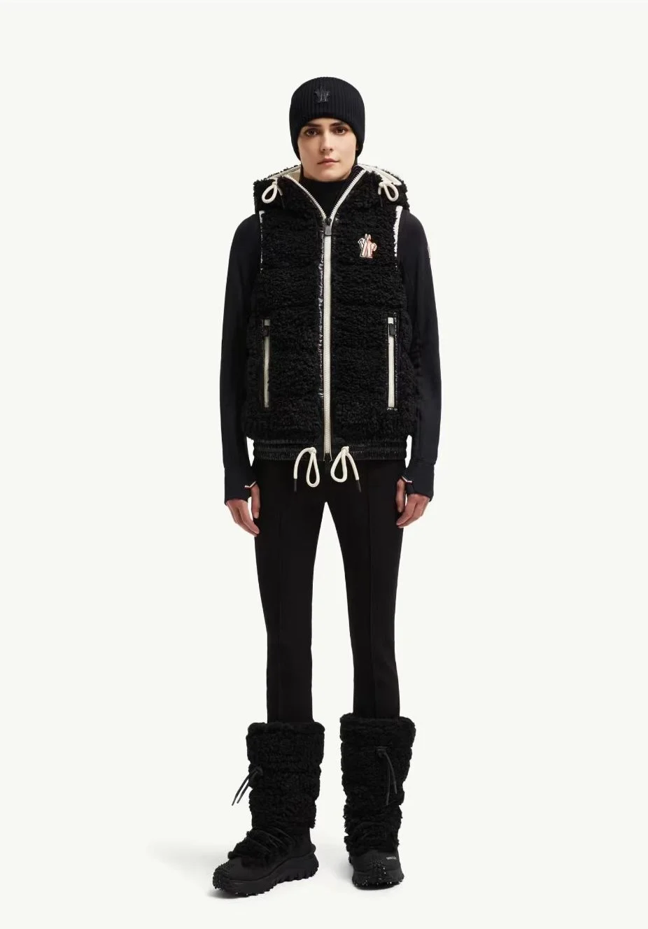 몽클레어 테디 패디드 조끼 블랙