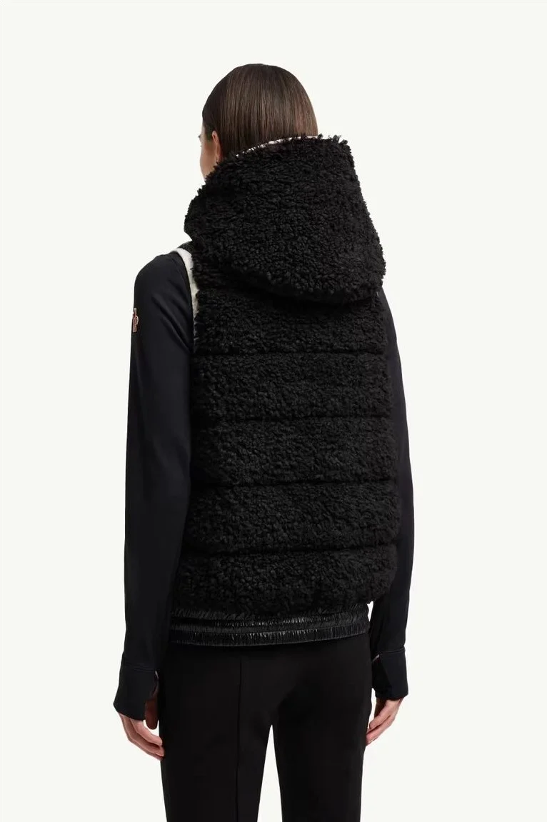 몽클레어 테디 패디드 조끼 블랙