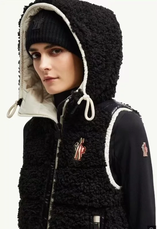 몽클레어 테디 패디드 조끼 블랙