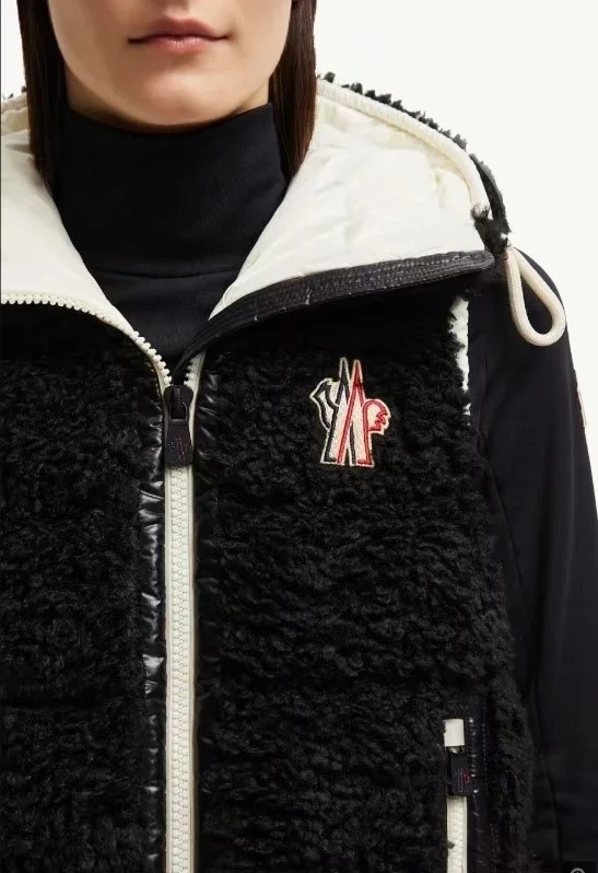 몽클레어 테디 패디드 조끼 블랙