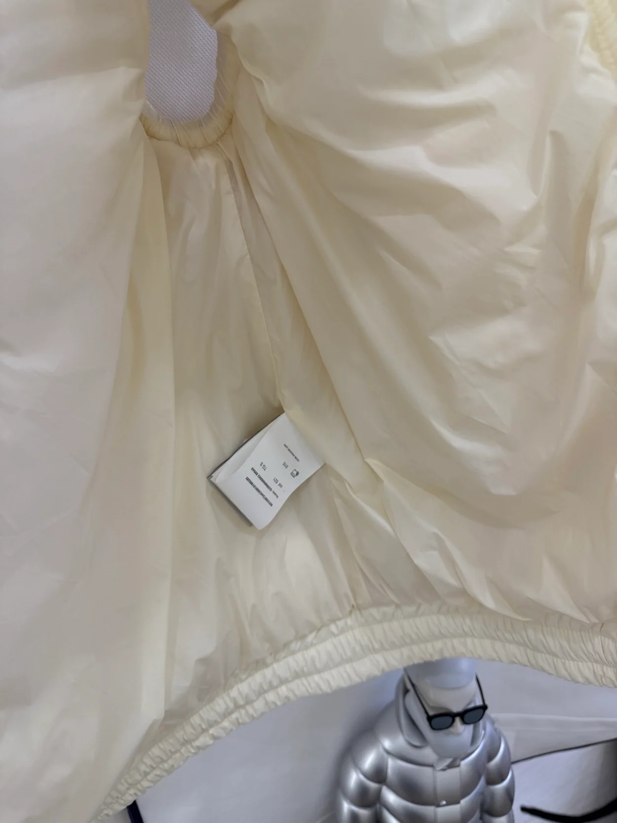 몽클레어 테디 패디드 조끼 블랙