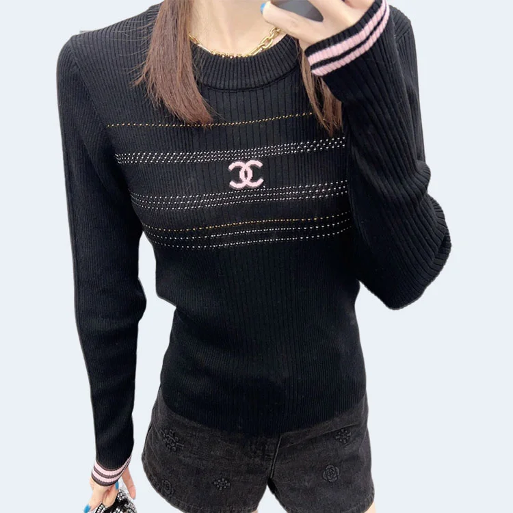 샤넬 엠브로이디드 크루넥 니트 블랙