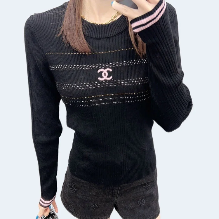 샤넬 엠브로이디드 크루넥 니트 블랙