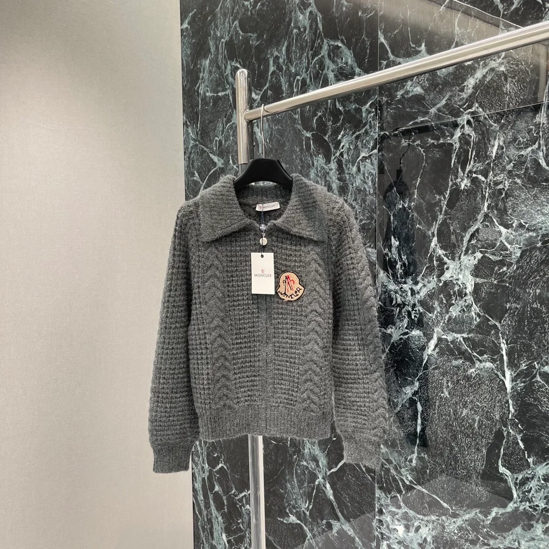 몽클레어 패치 니트 스웨터 (2color)