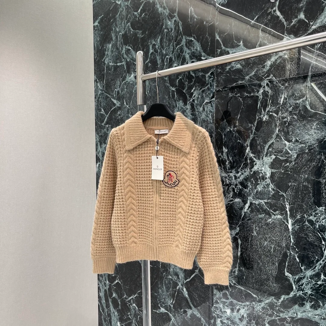 몽클레어 패치 니트 스웨터 (2color)