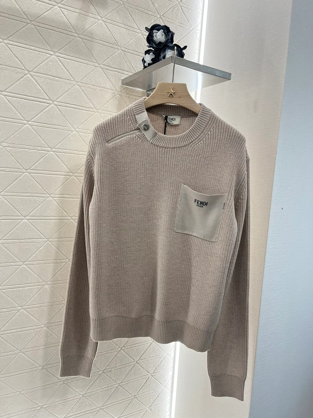 펜디 울 스웨터