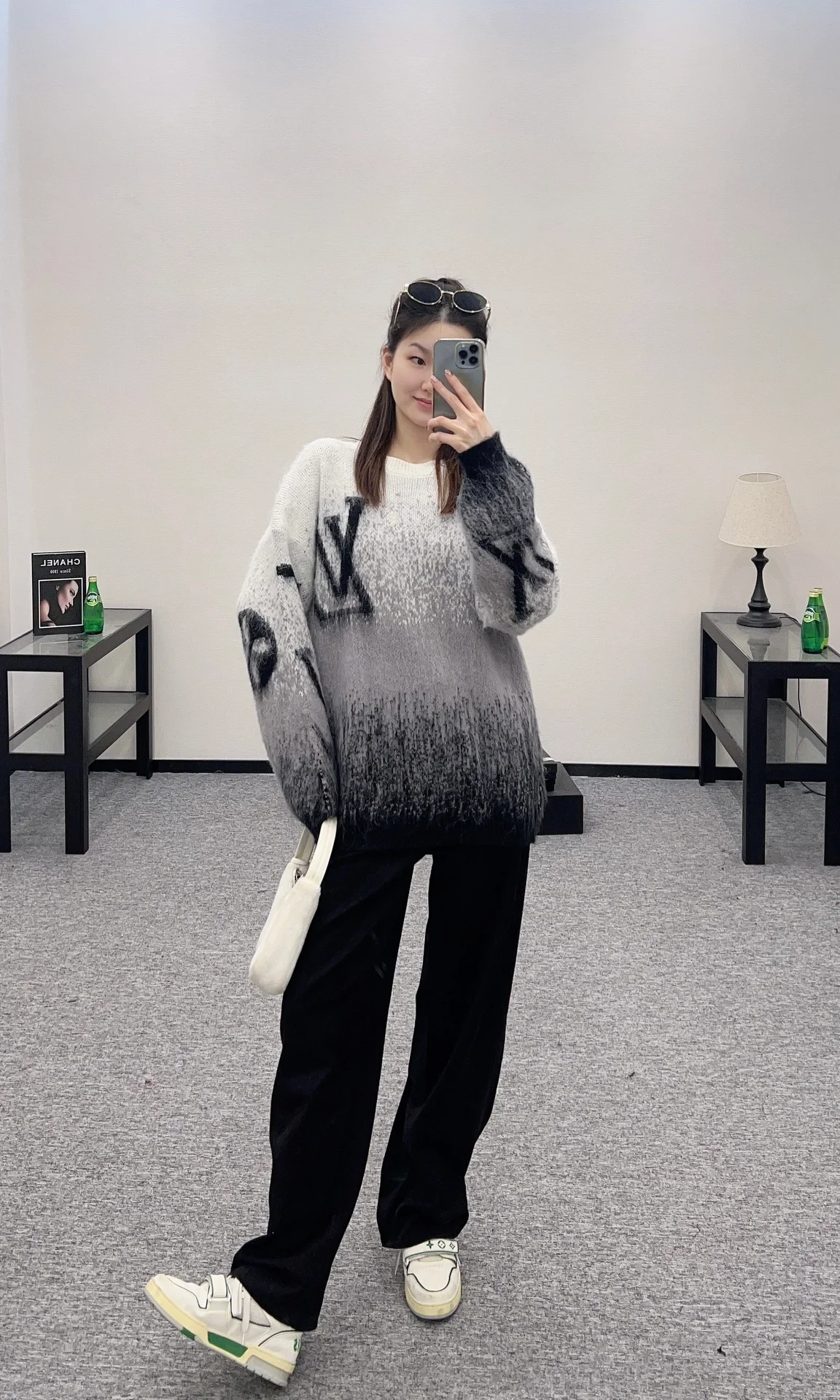 루이비통 그라디언트 크루넥 니트 풀오버