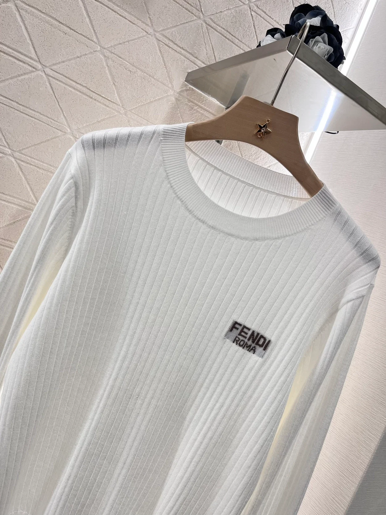 펜디 골지 니트 화이트