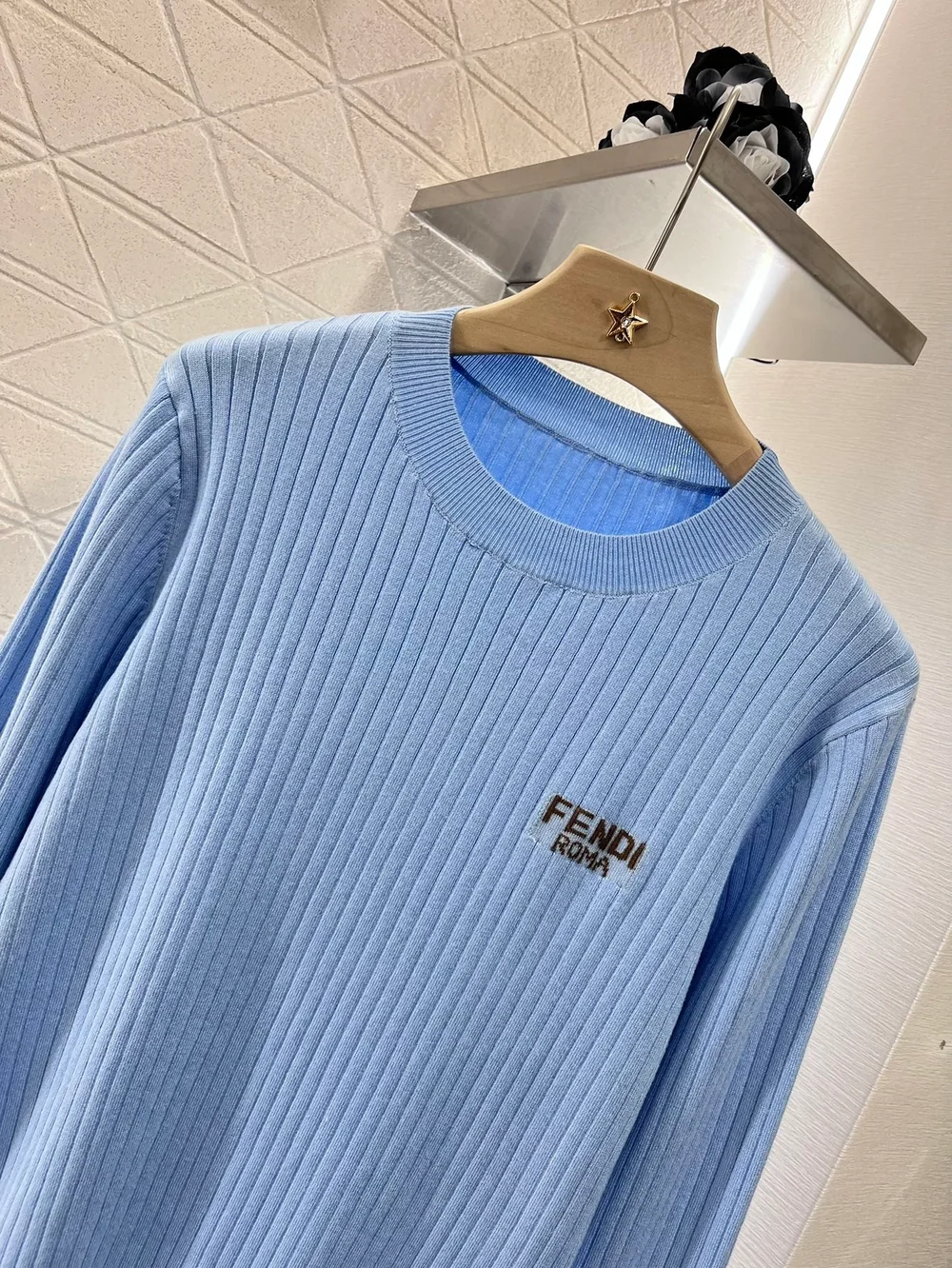 펜디 골지 니트 스카이