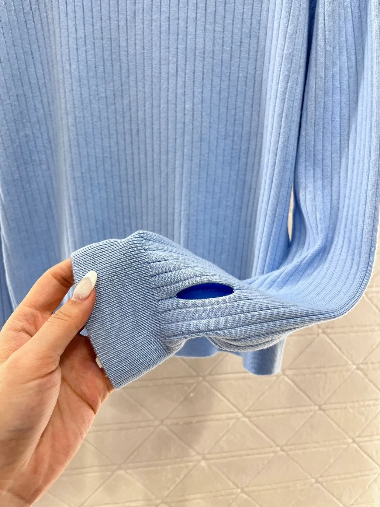 펜디 골지 니트 스카이