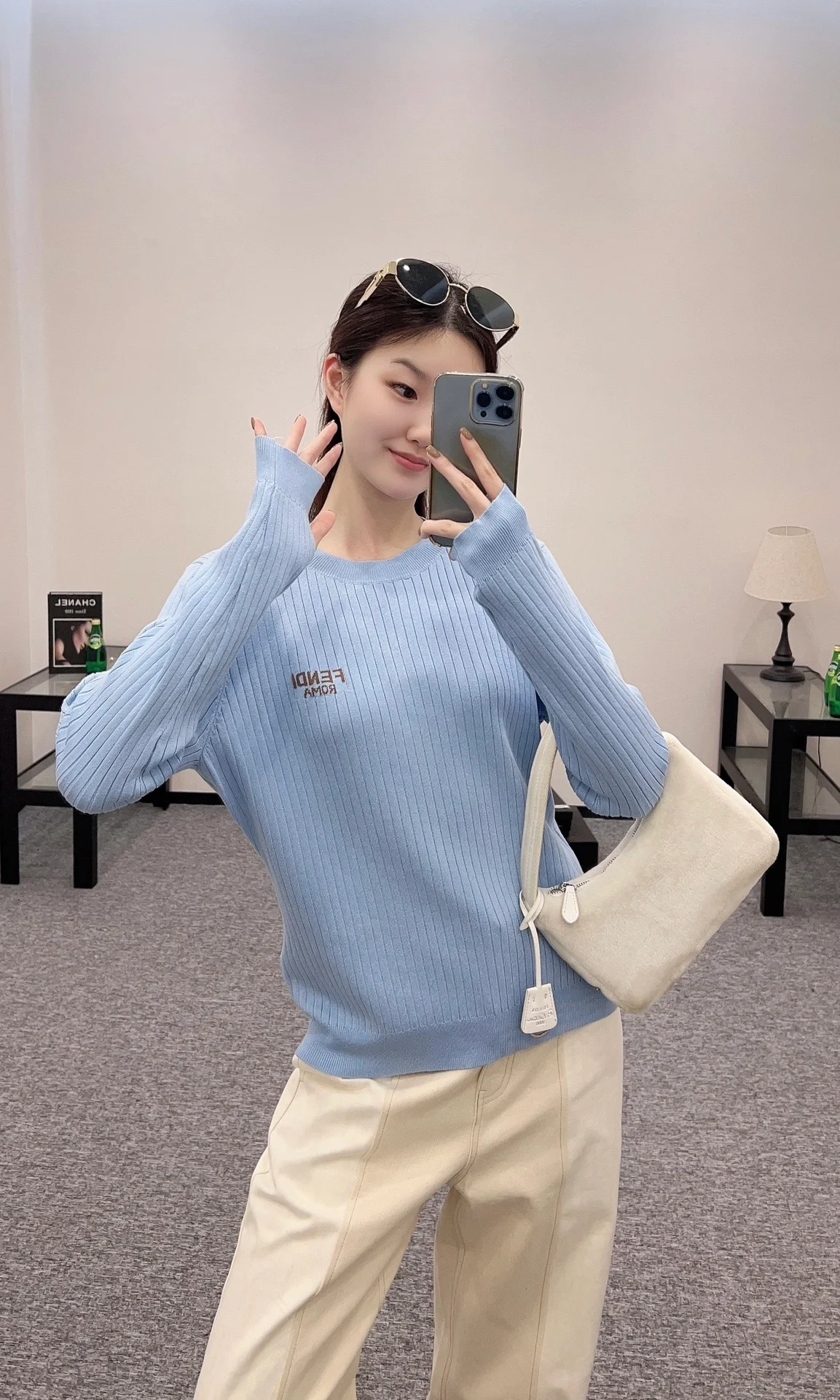 펜디 골지 니트 스카이