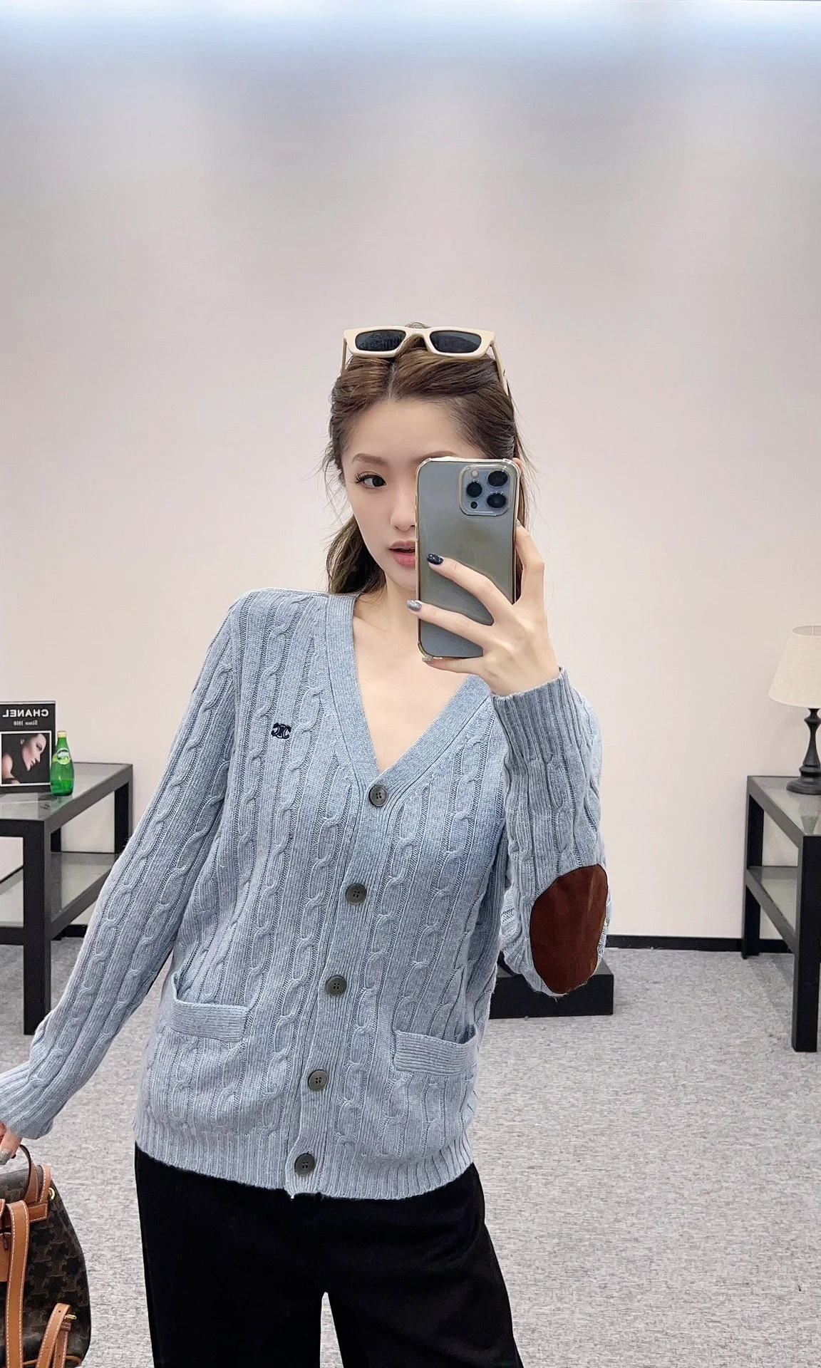 셀린느 캐시미어 케이블 니트 트리옹프 가디건 스카이