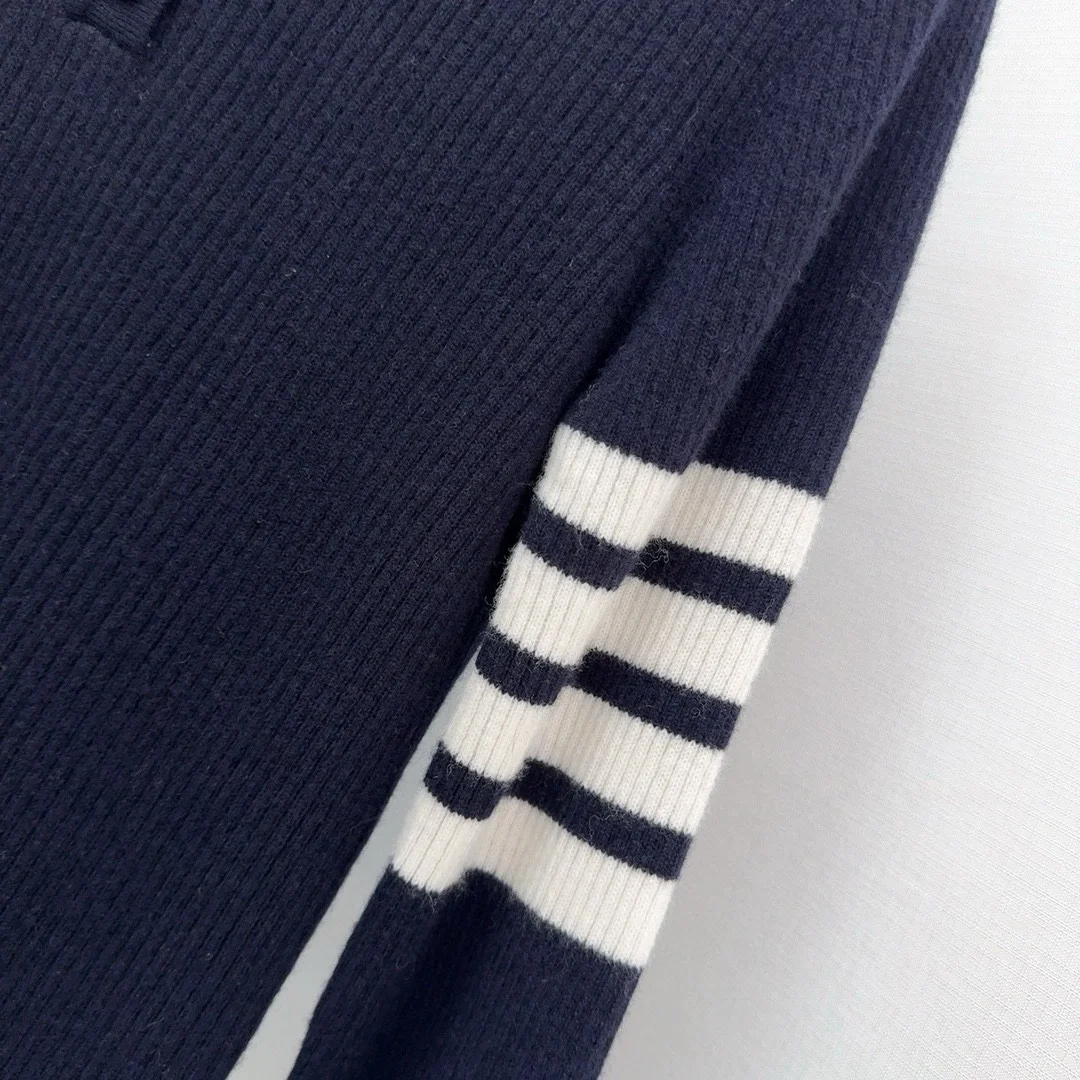 톰브라운 스트라이프 골지 니트 네이비