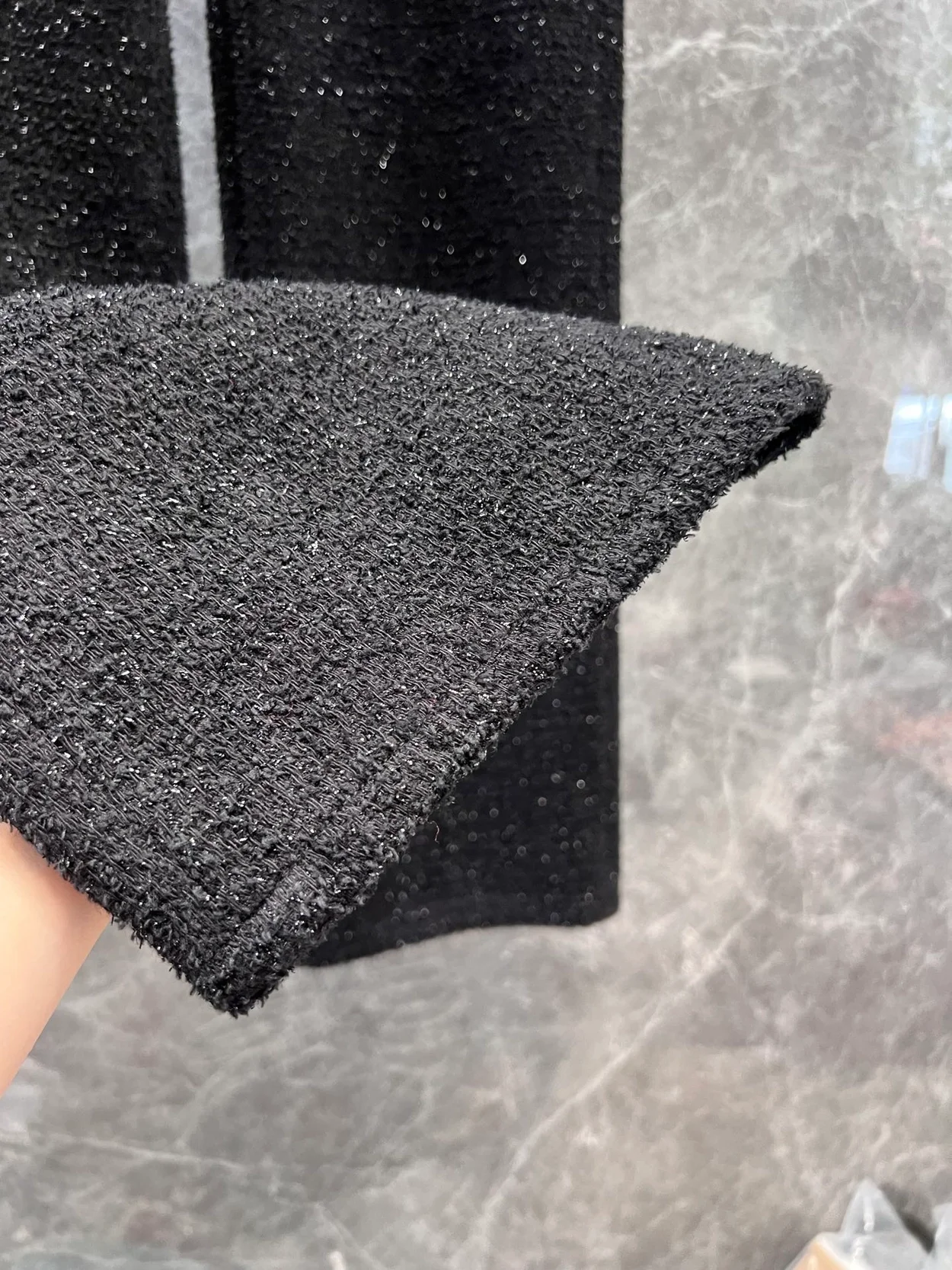 샤넬 핑크 라벨 로고 팬츠 블랙