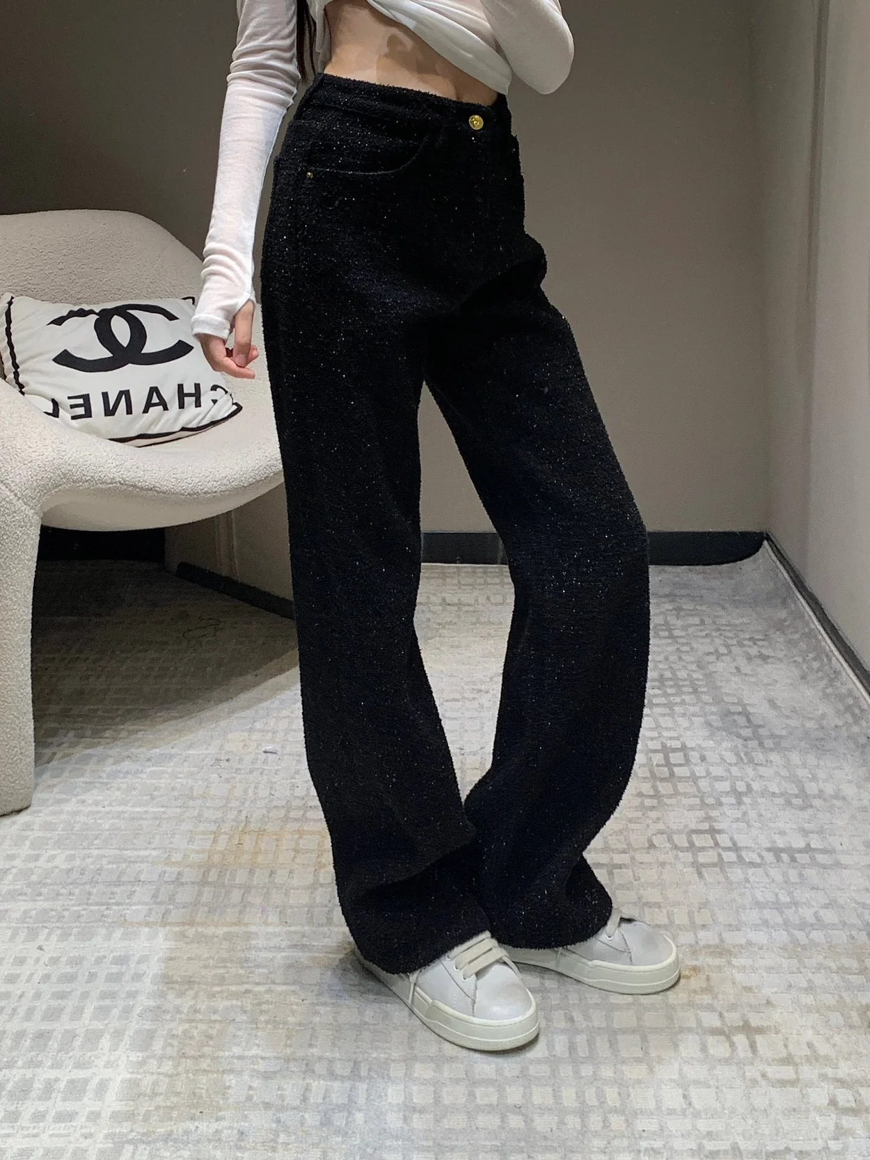 샤넬 핑크 라벨 로고 팬츠 블랙