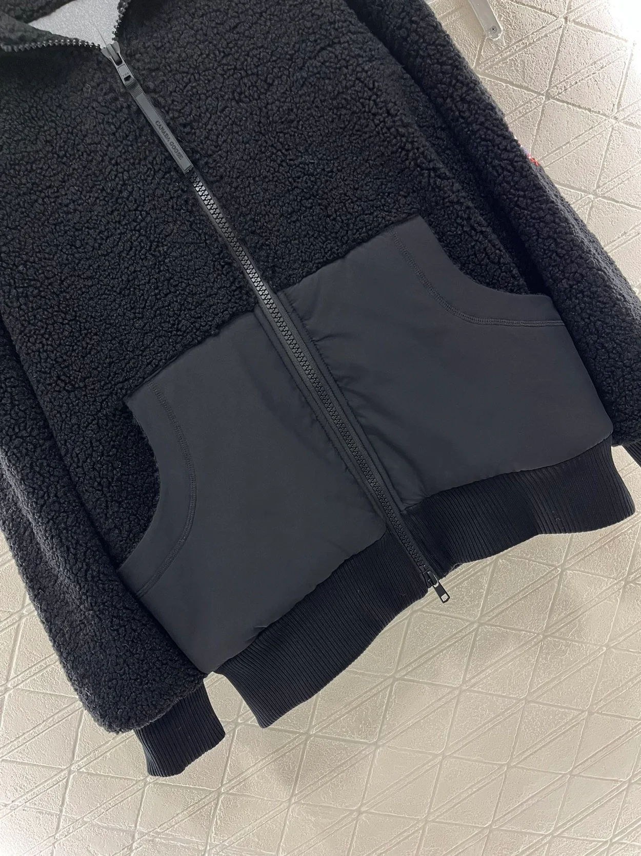 캐나다구스 오버사이즈 플리스 후디 블랙