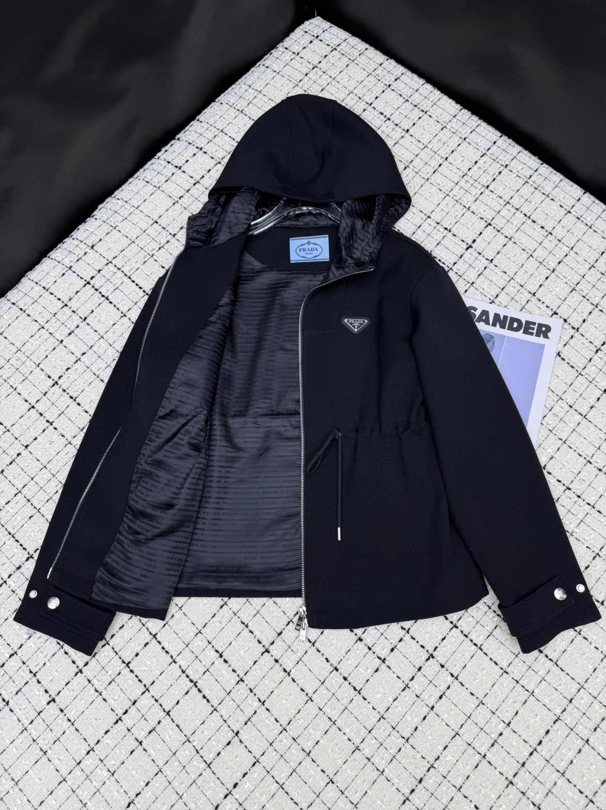 프라다 로고 후드 집업