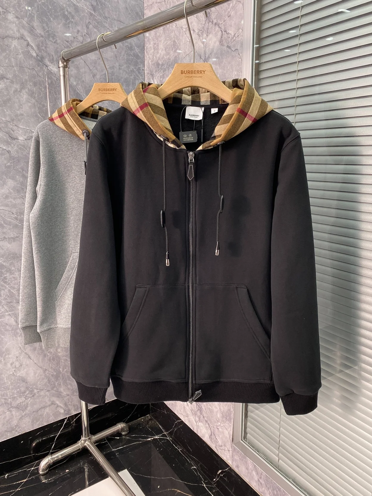버버리 체크후드 코튼 후드 블랙