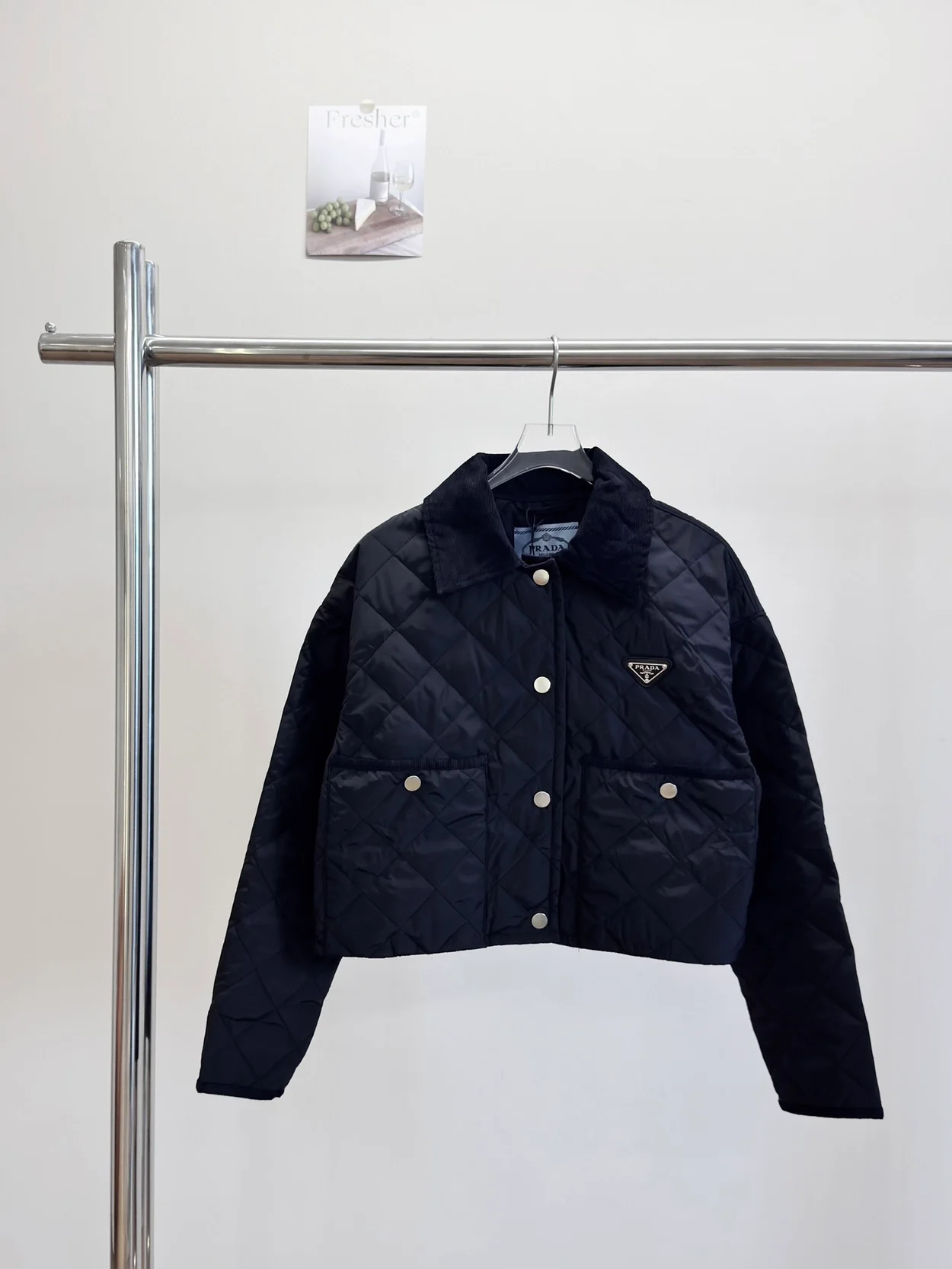 프라다 리나일론 크롭 재킷