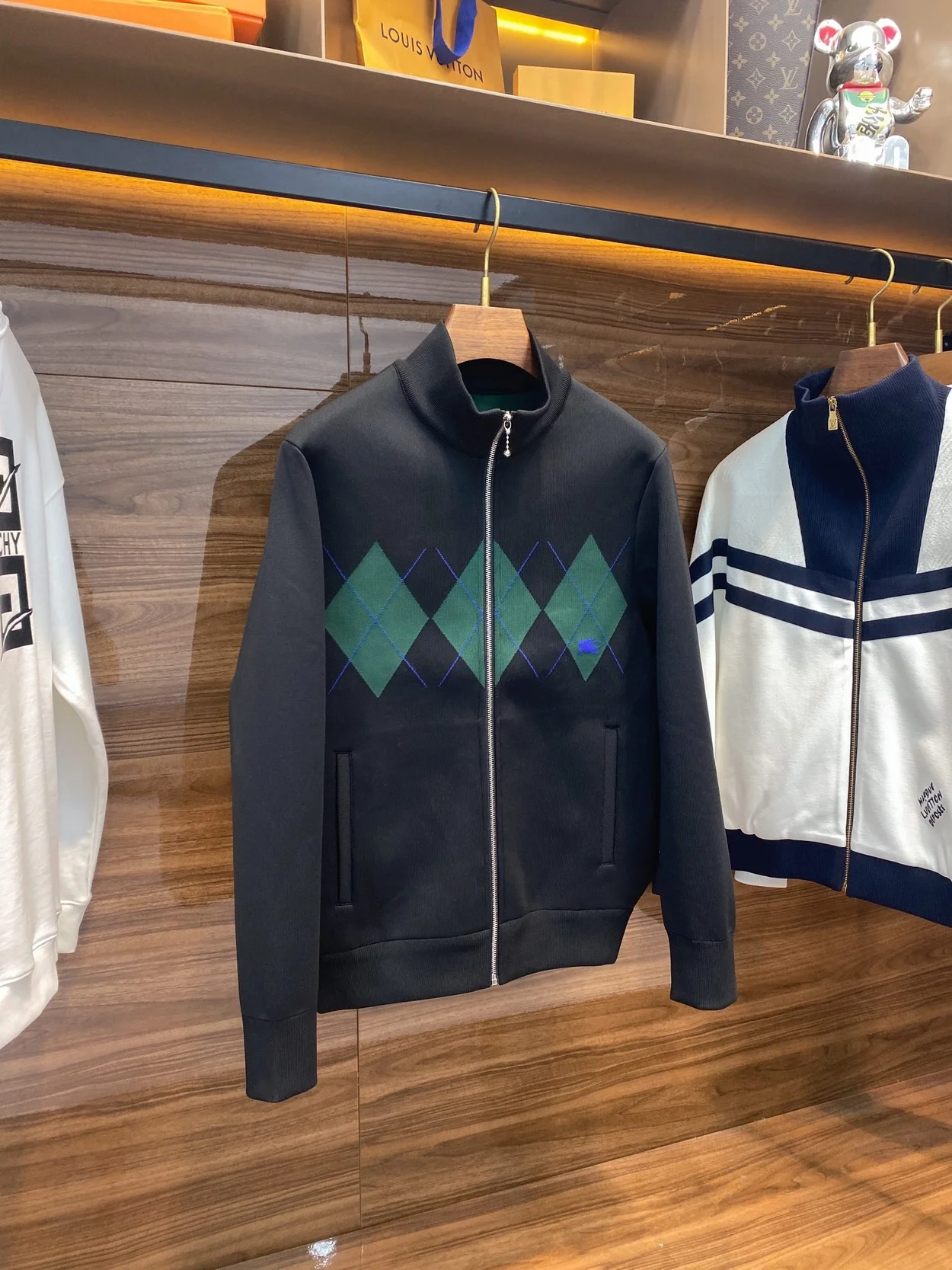 버버리 아가일 트랙 재킷