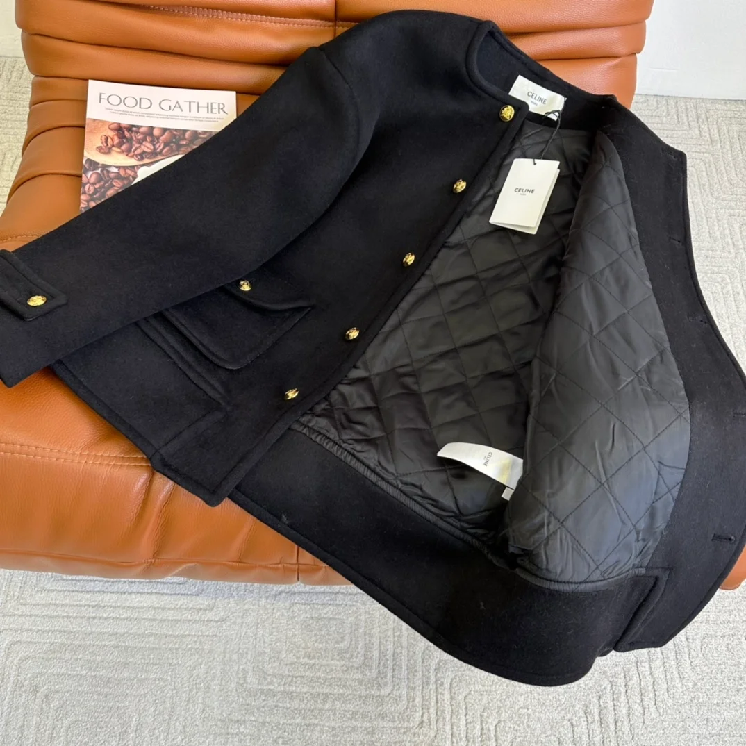 셀린느 첼시아 더블 페이스 코트