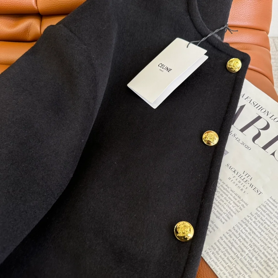 셀린느 첼시아 더블 페이스 코트