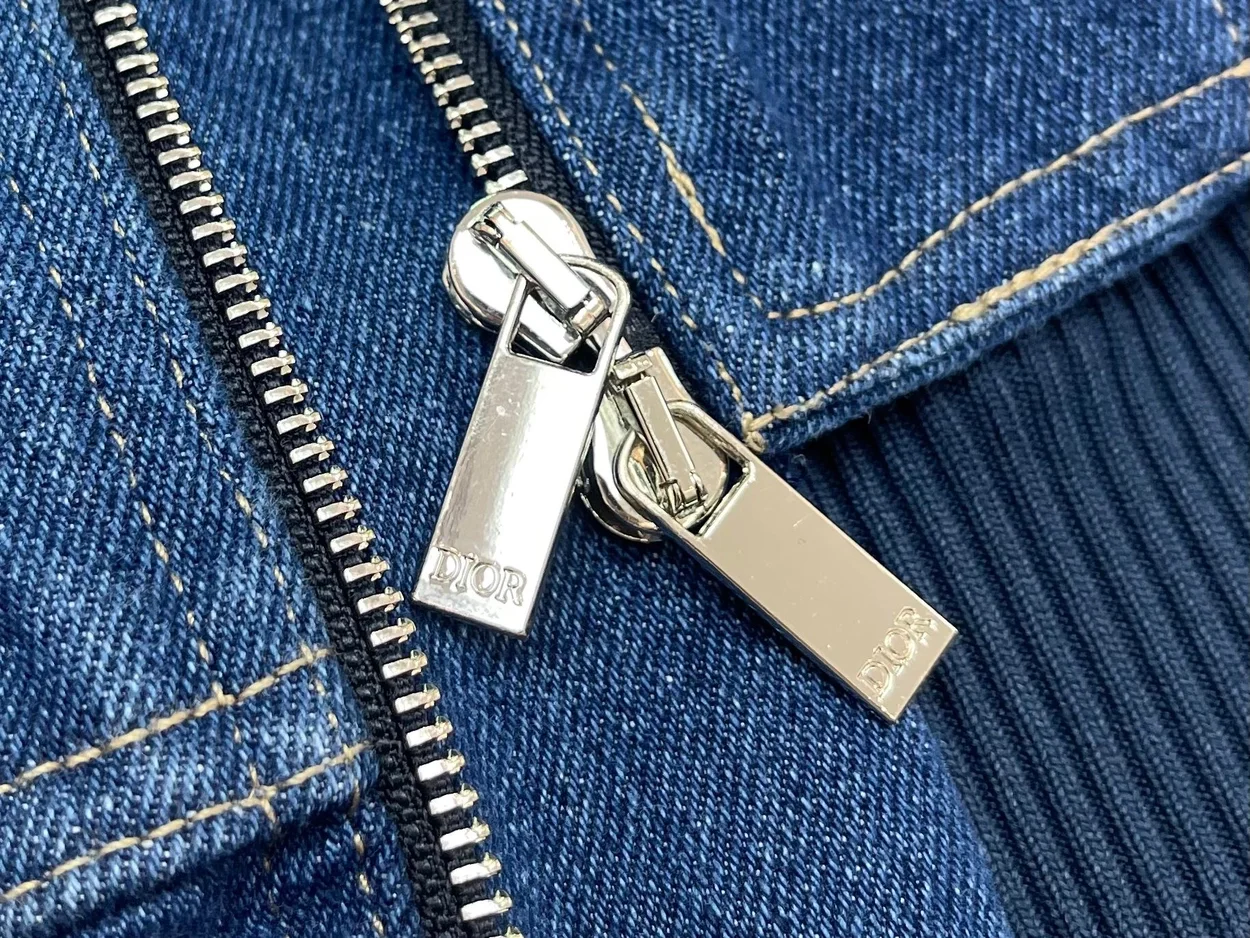 디올 크리스찬 디올 태그 후드 재킷