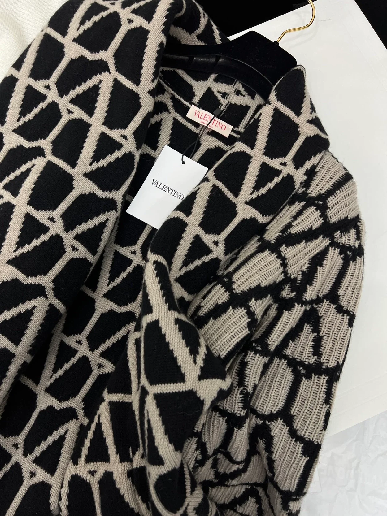 발렌티노 가라바니 캐시미어 가디건 코트