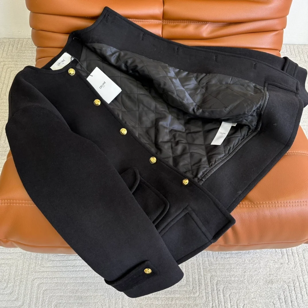 셀린느 첼시아 더블 페이스 코트