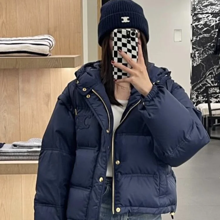 셀린느 24SS 다운 패딩 최신상