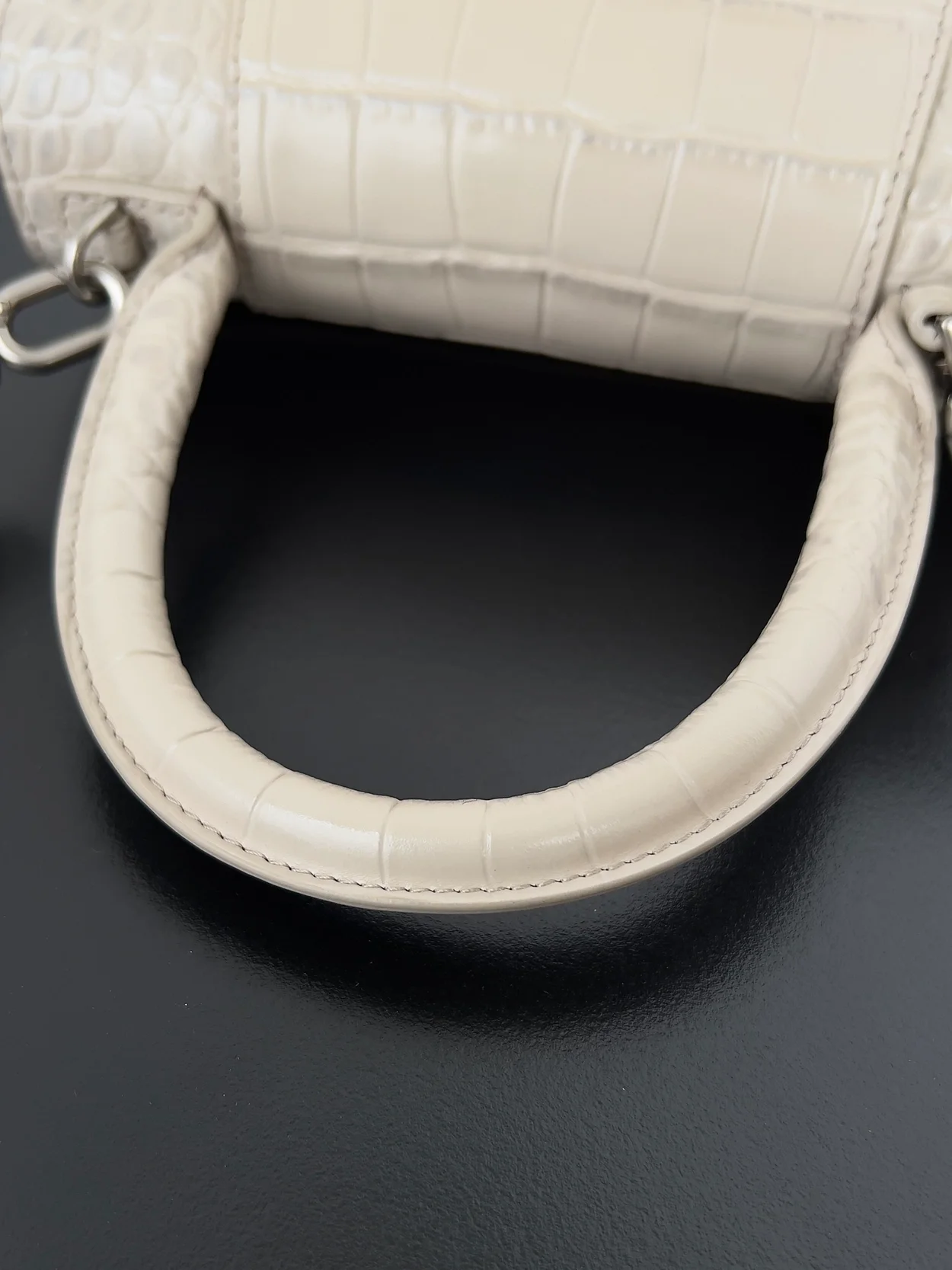 발렌시아가 아워글래스 크로커다일 스몰