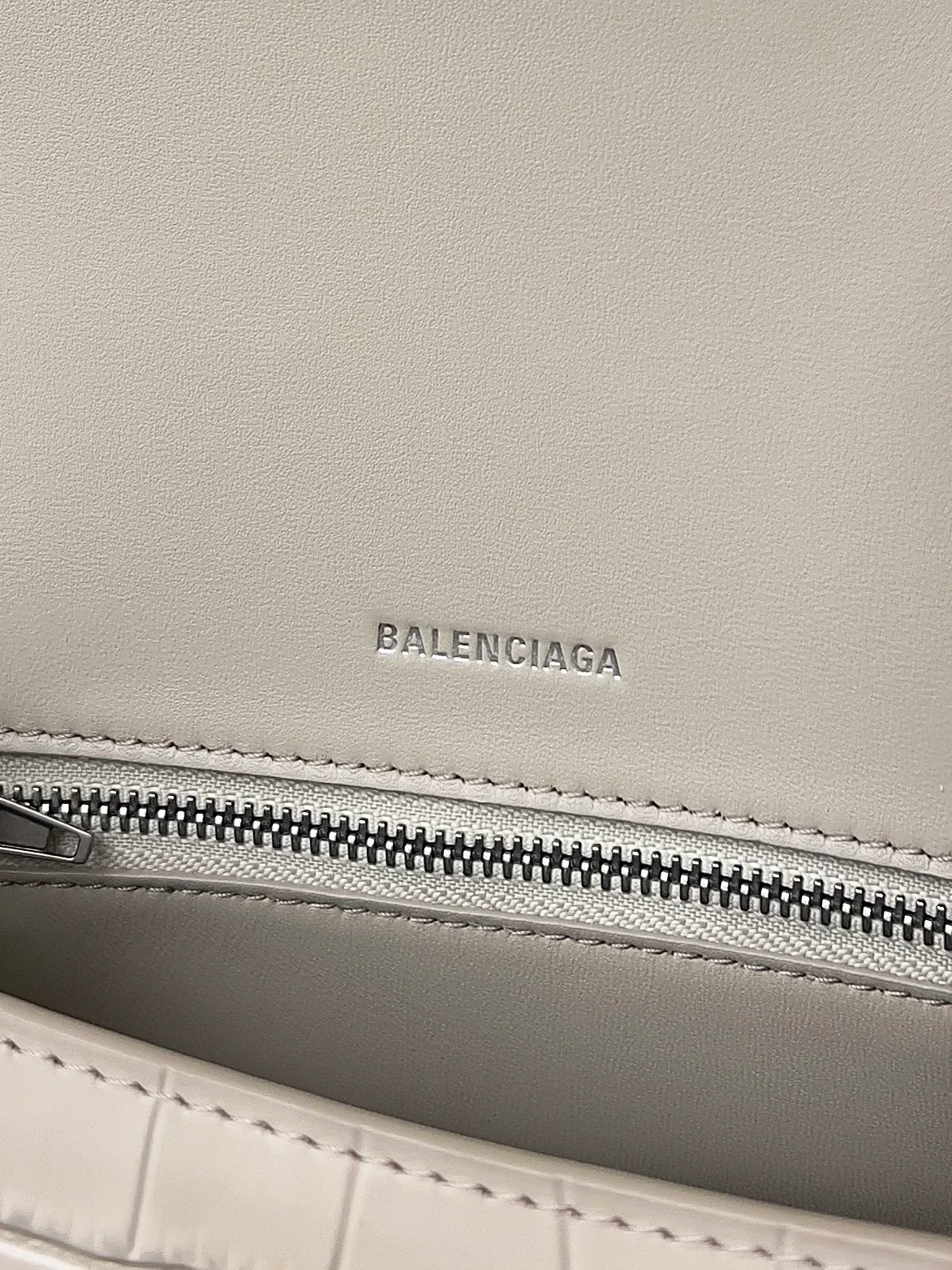 발렌시아가 아워글래스 크로커다일 스몰