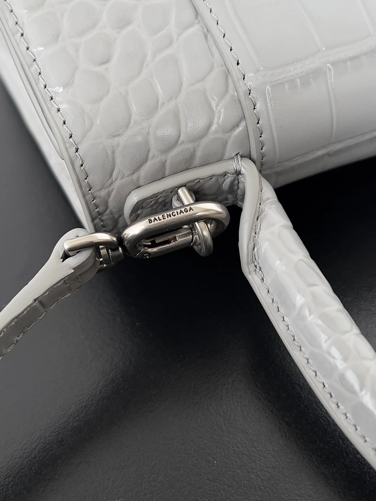 발렌시아가 아워글래스 스몰 크로커다