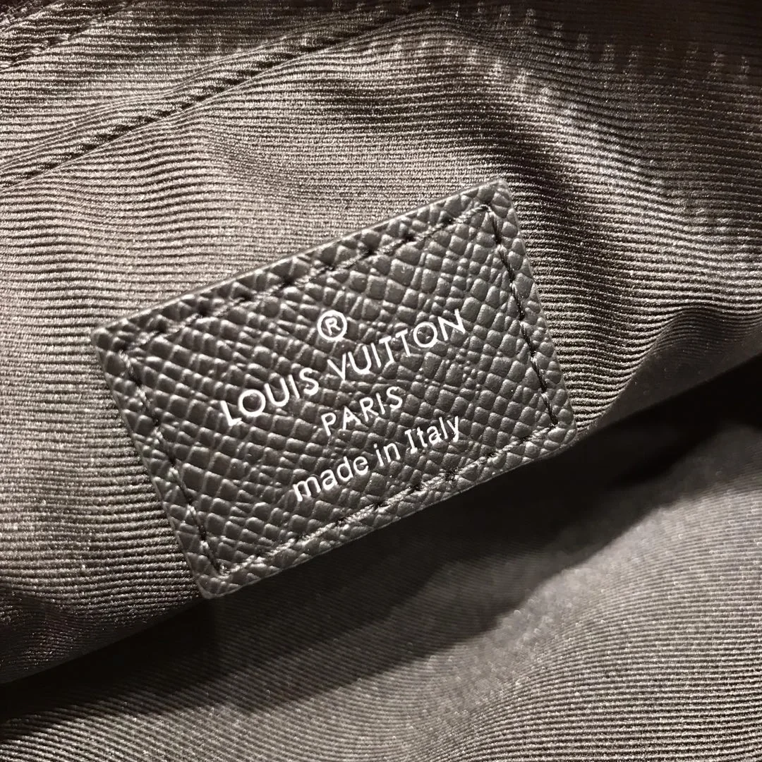 루이비통 이클립스 타이가 범백 N60478