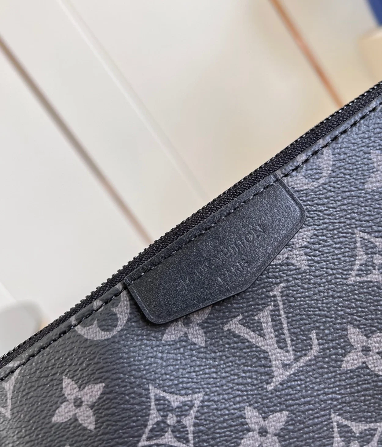 루이비통 포쉐트 악세수아 XL M11741