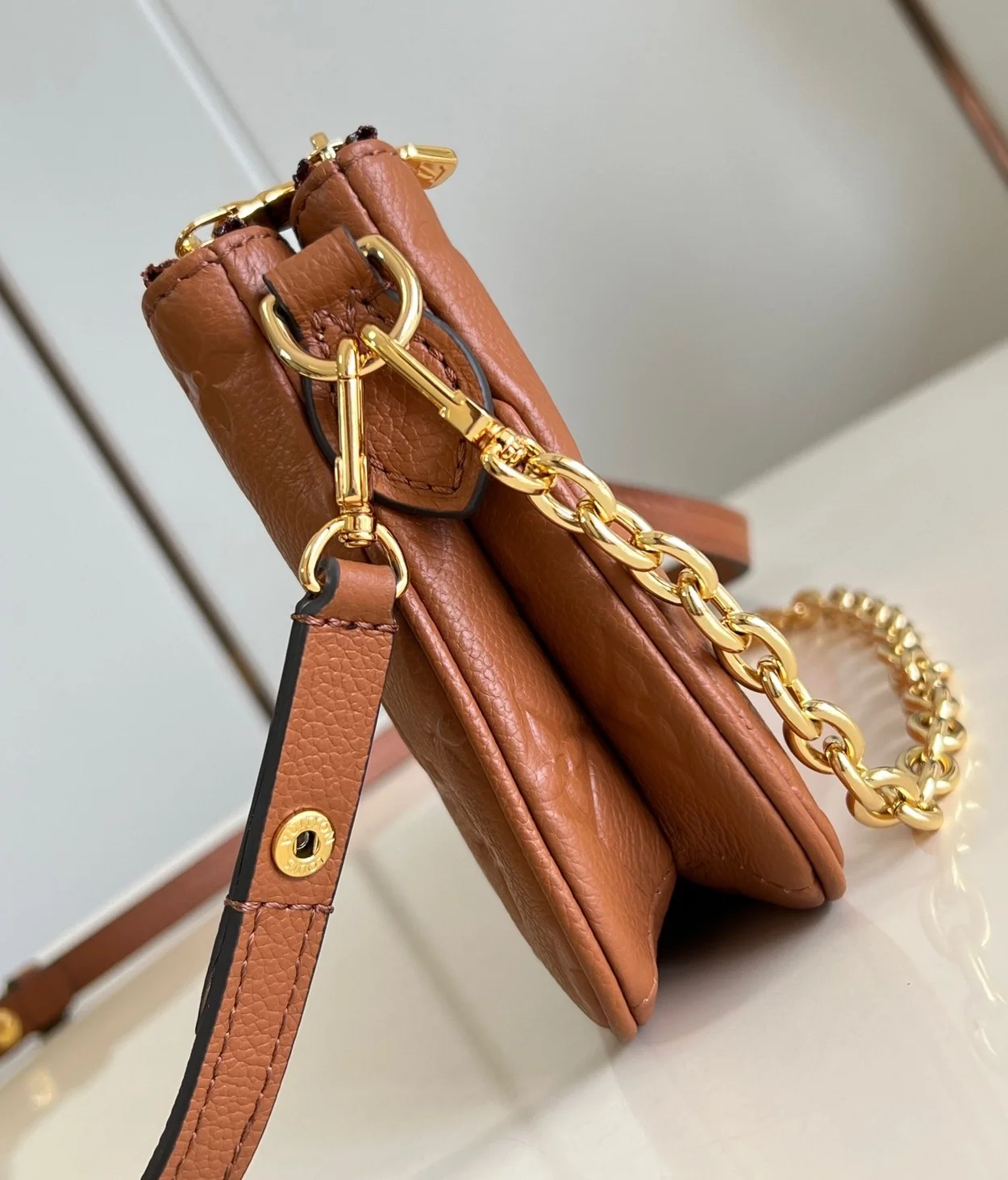 루이비통 리브 포쉐트 백 M11916