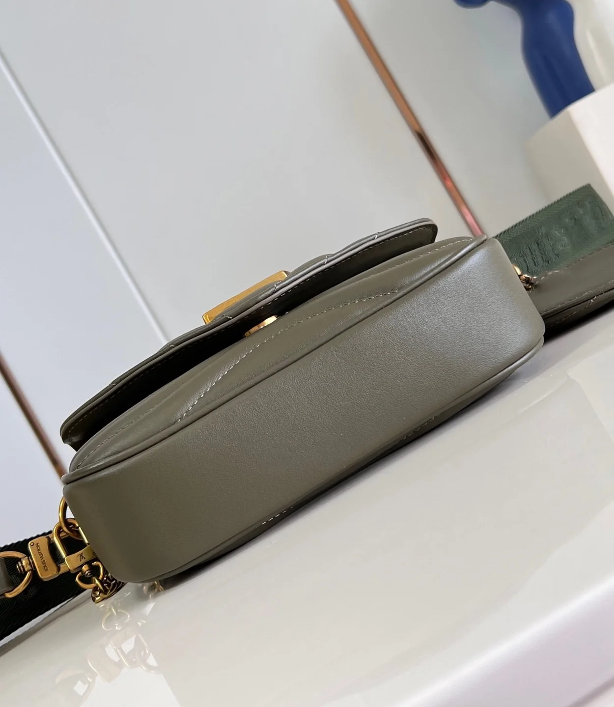 루이비통 뉴 웨이브 멀티 포쉐트 백 M56471