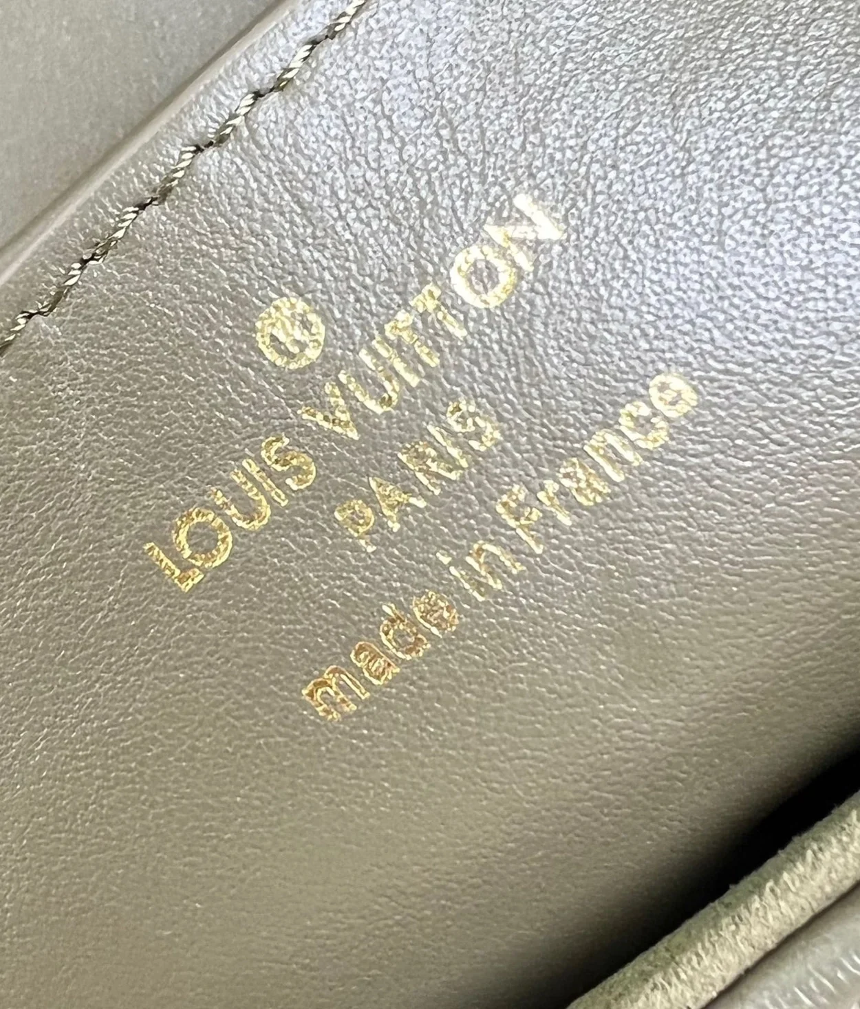 루이비통 뉴 웨이브 멀티 포쉐트 백 M56471