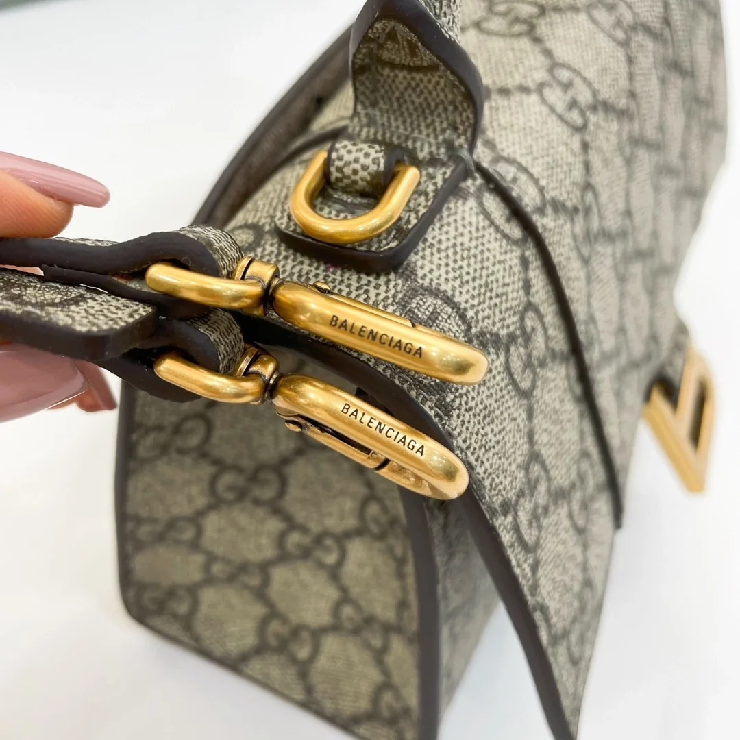 구찌 x 발렌시아가 아워글래스 XS