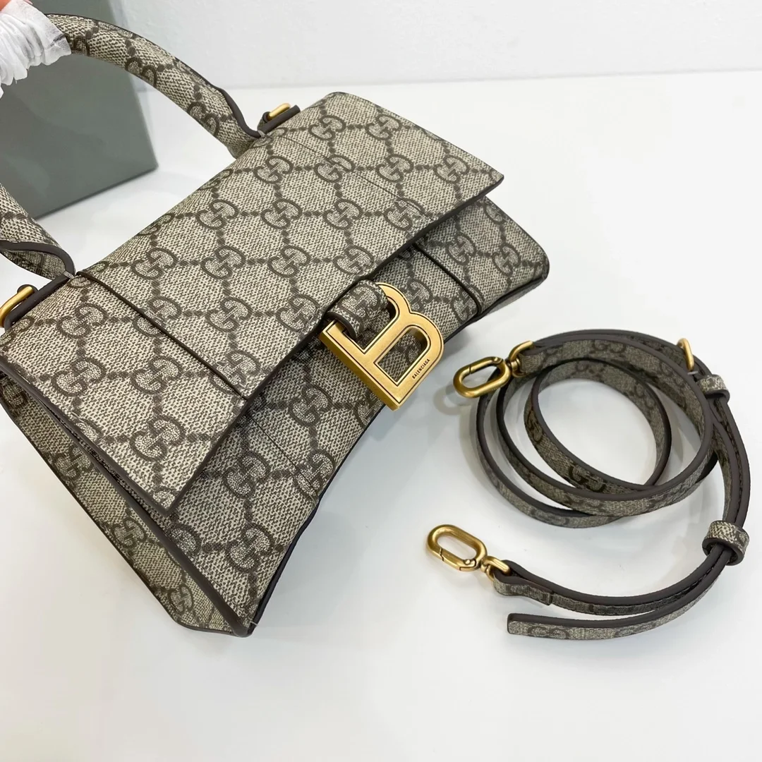 구찌 x 발렌시아가 아워글래스 XS