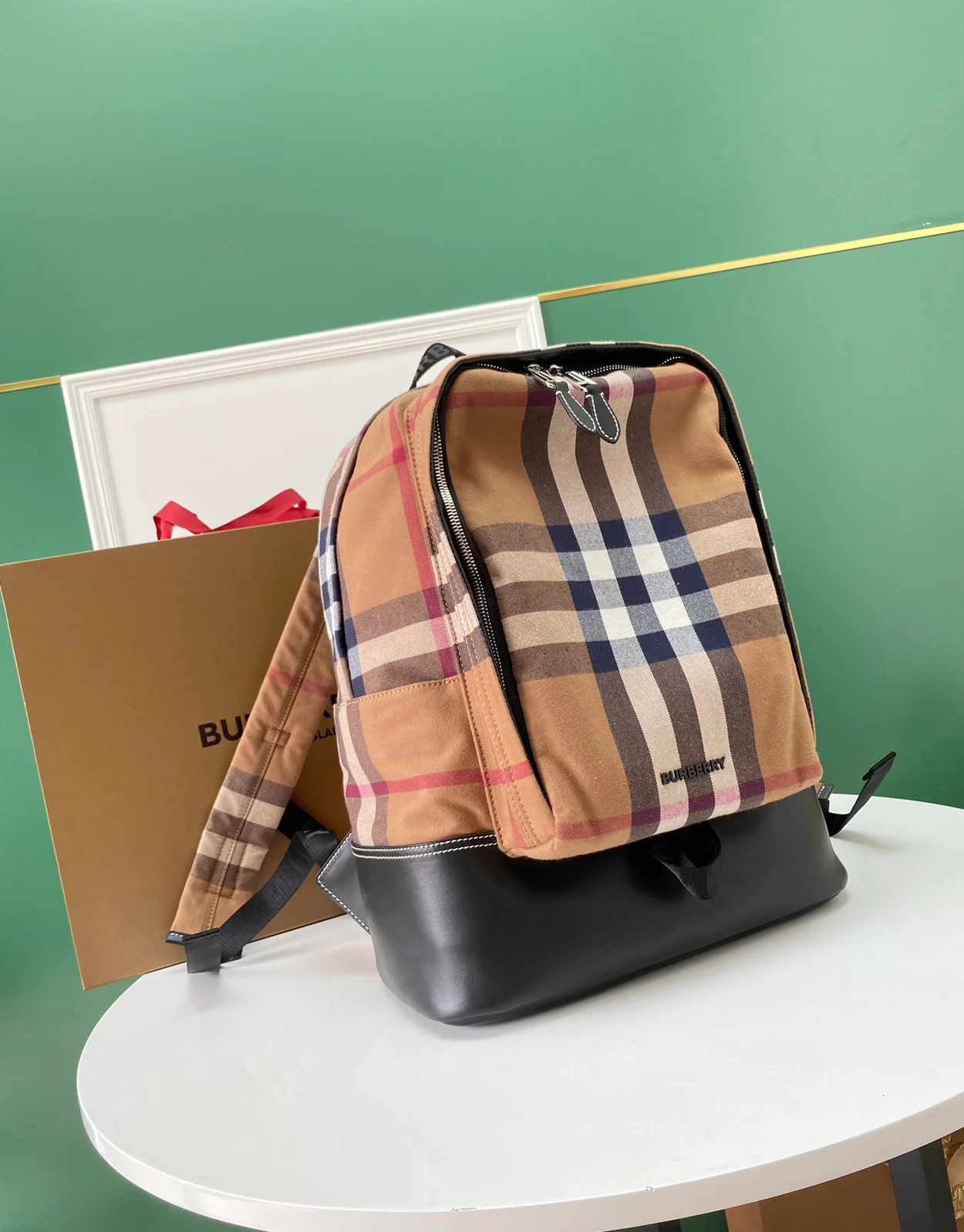 버버리 라지 체크 캔버스 백팩