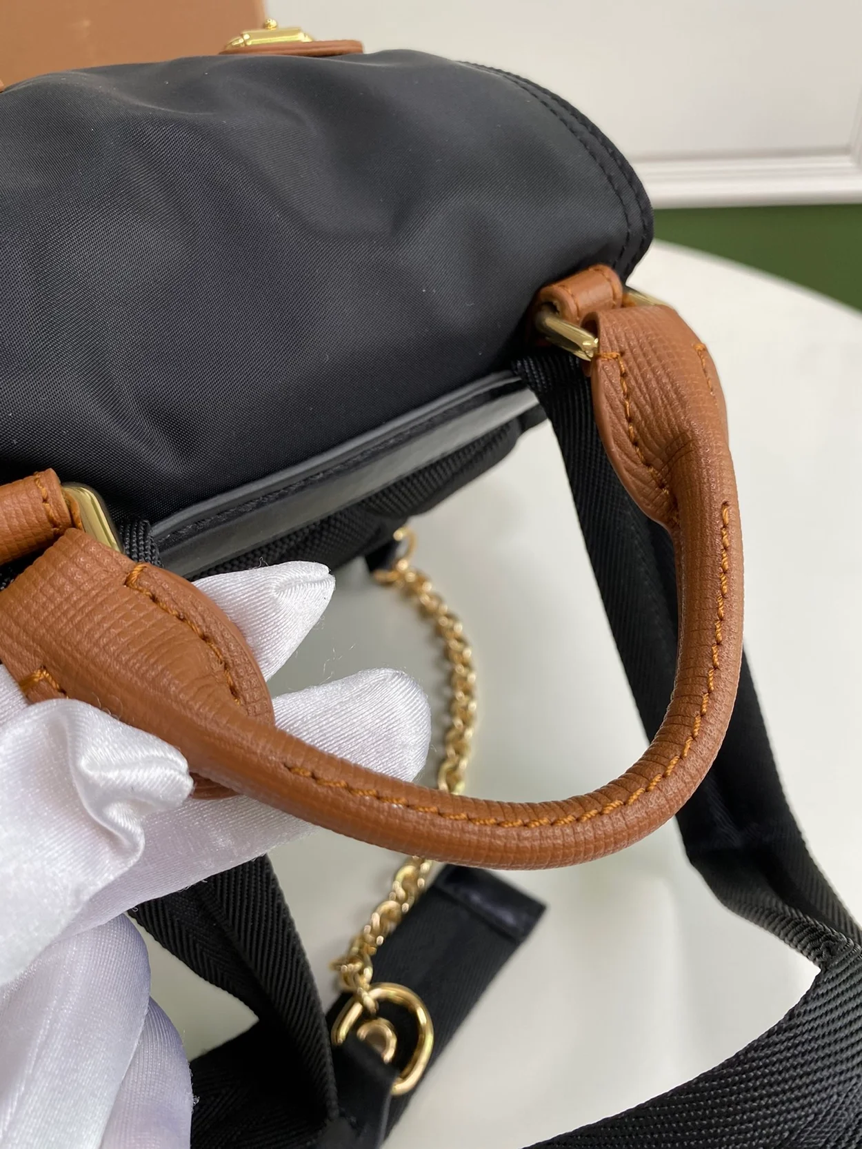 버버리 테크니컬 나일론 백팩