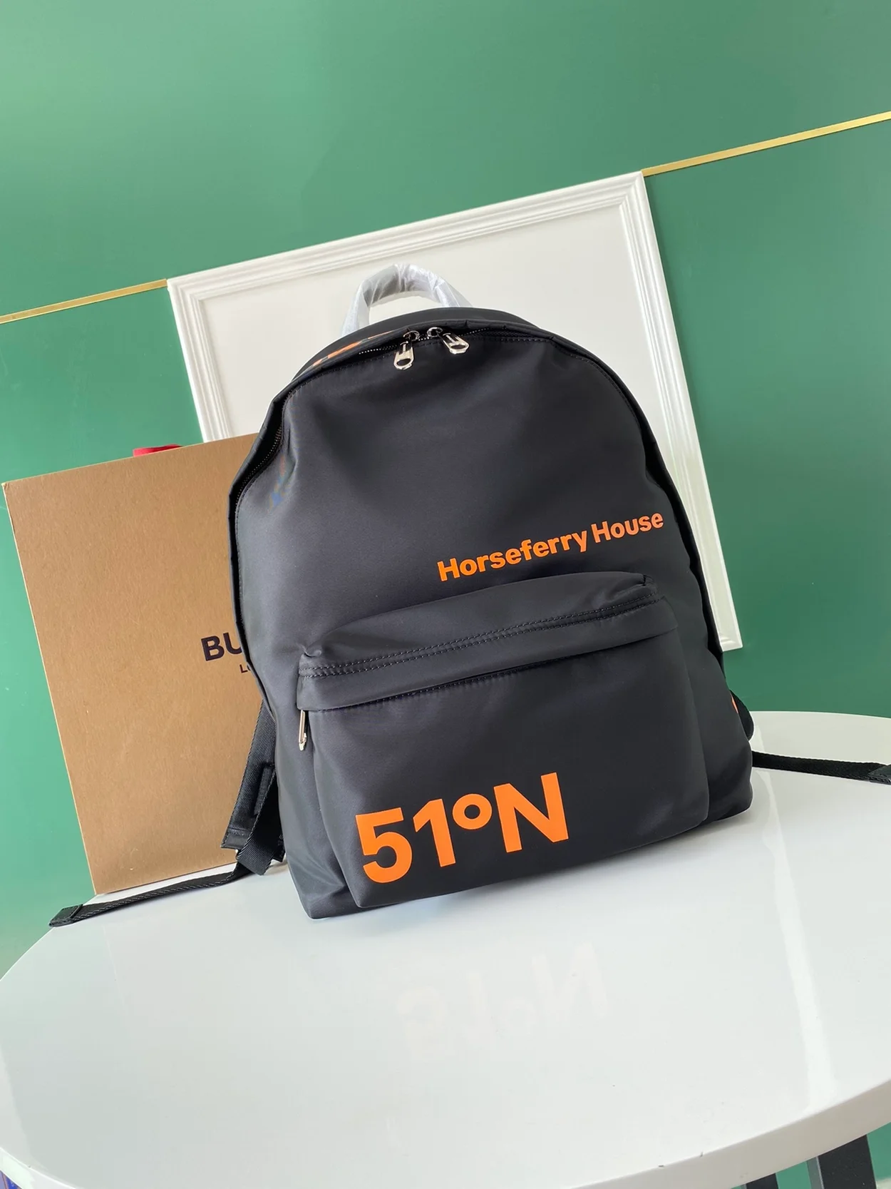 버버리 디네이트 남성 백팩 오렌지