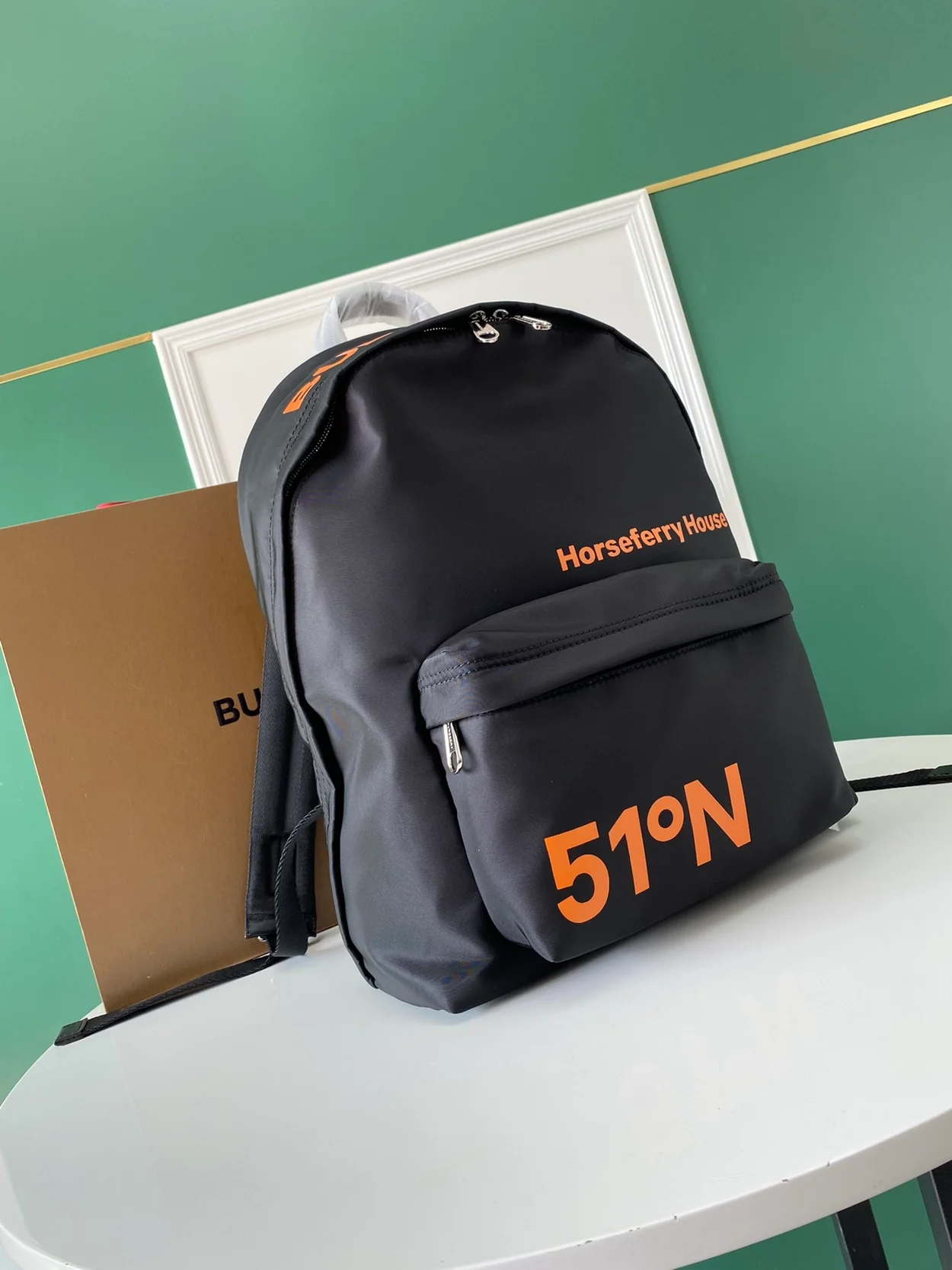 버버리 디네이트 남성 백팩 오렌지