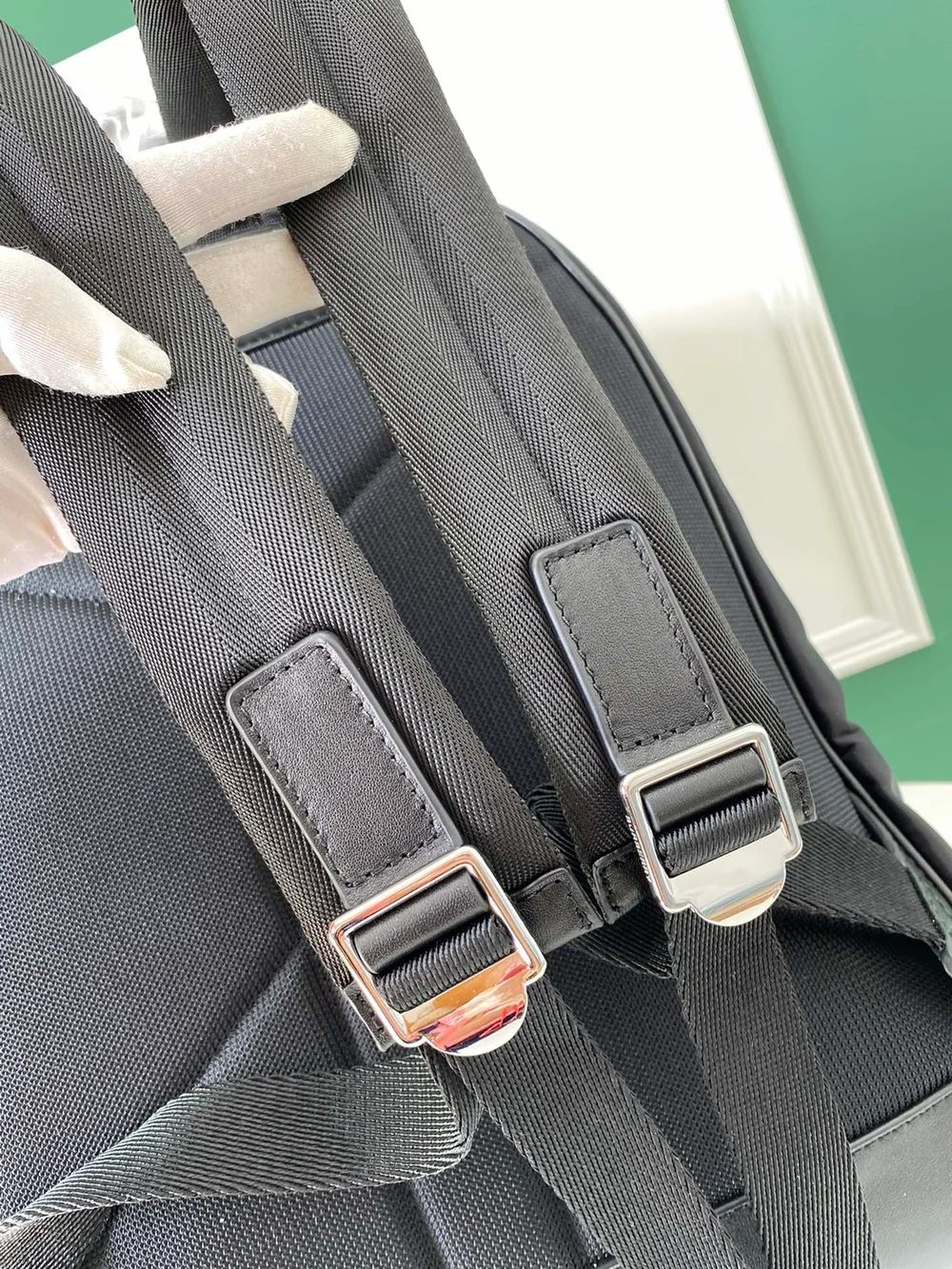 버버리 디네이트 남성 백팩 오렌지